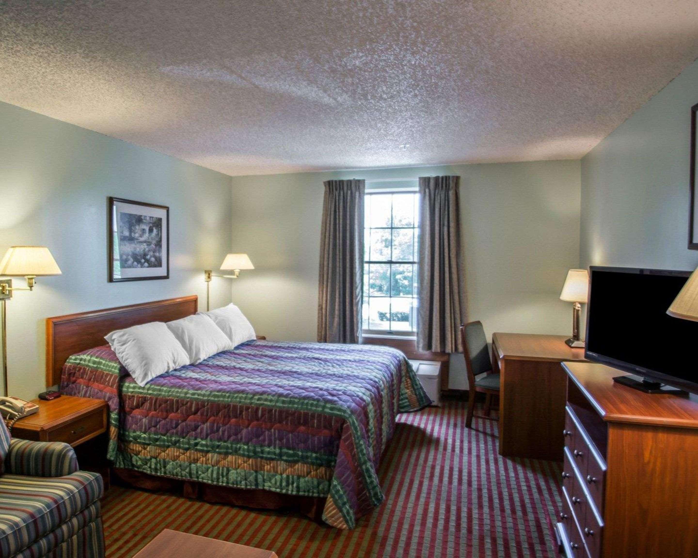Rodeway Inn Lakeville Kültér fotó
