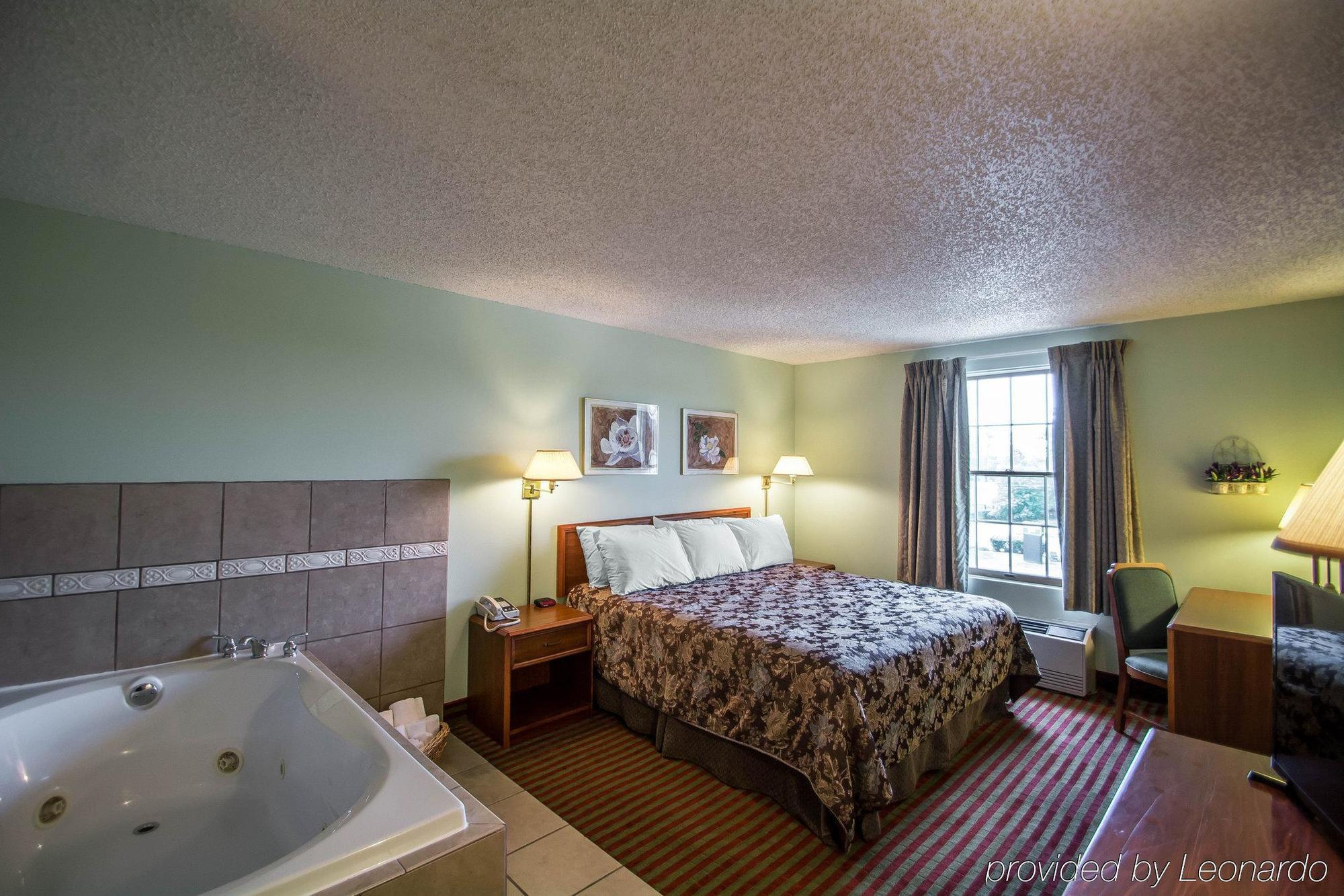 Rodeway Inn Lakeville Kültér fotó
